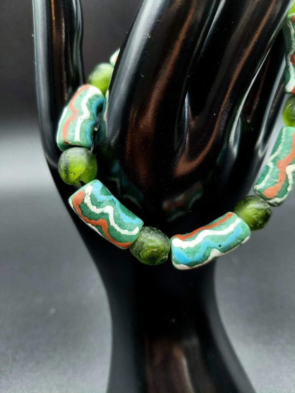 Handmade Green African Krobo Glass Beaded Stretch Bracelet 6.5 in Unisex